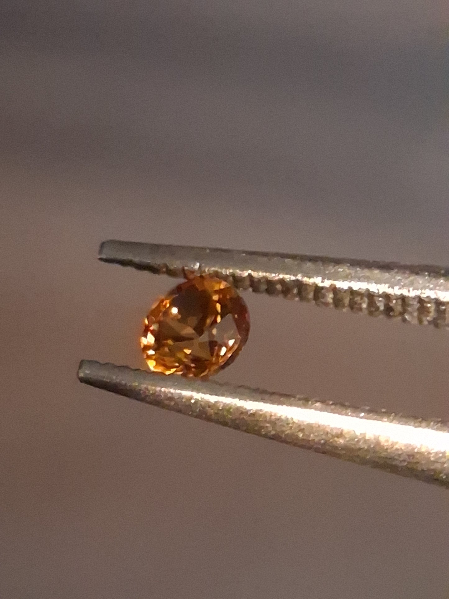 Natural Spessartite Garnet - 0.10 ct - for high end jewelry setting - deep mandarin color