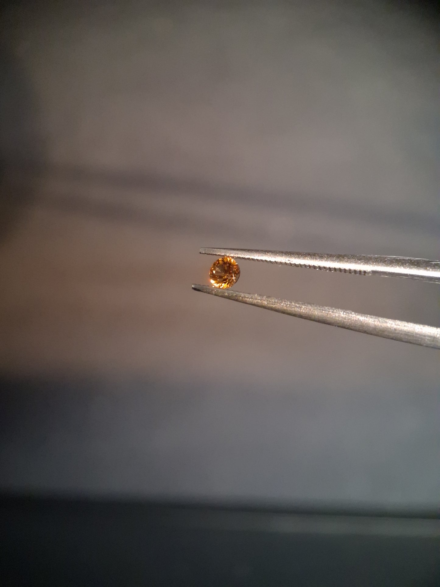 Natural Spessartite Garnet - 0.10 ct - for high end jewelry setting - deep mandarin color - high fire