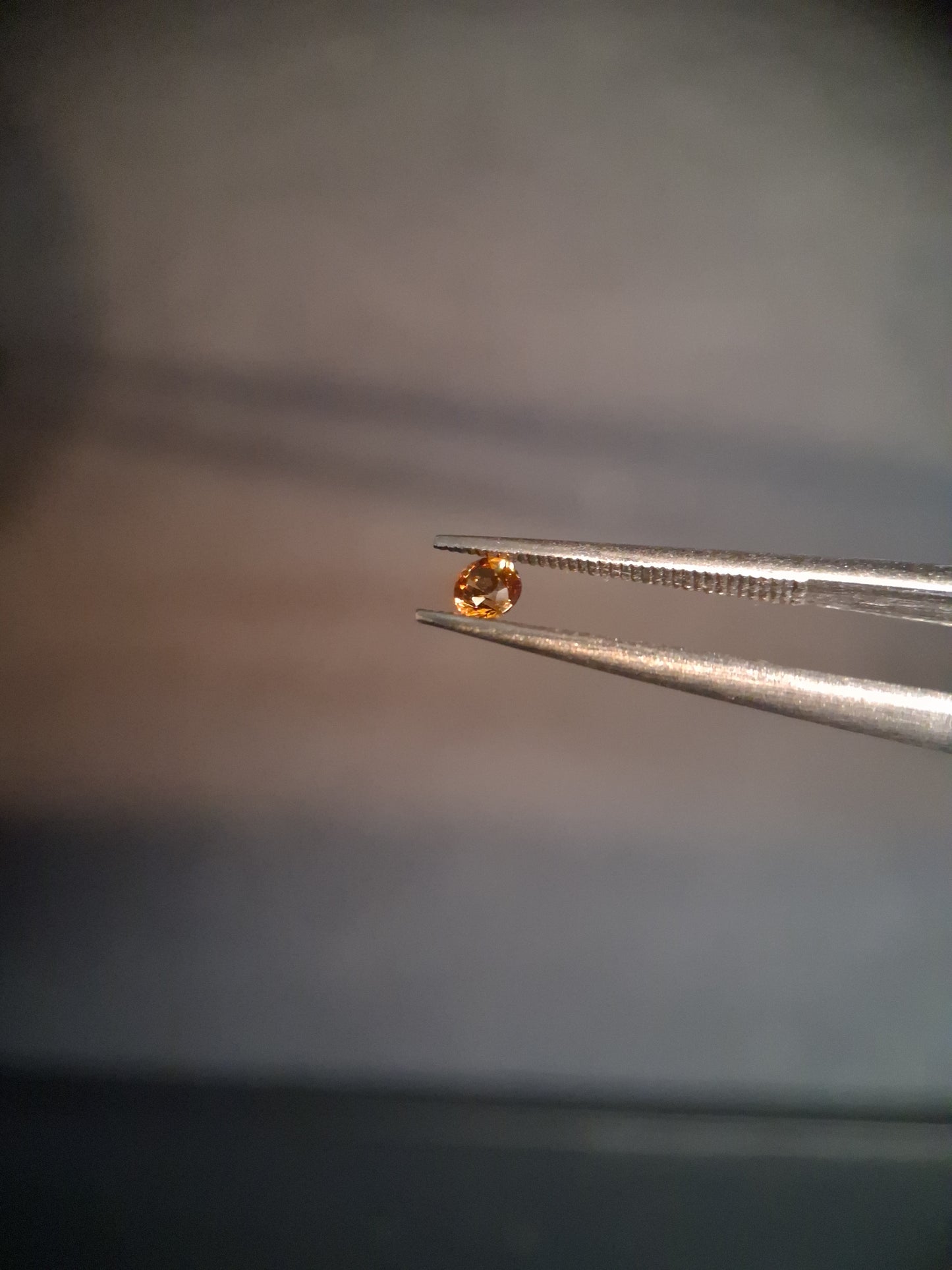 Natural Spessartite Garnet - 0.10 ct - for high end jewelry setting - deep mandarin color - high fire