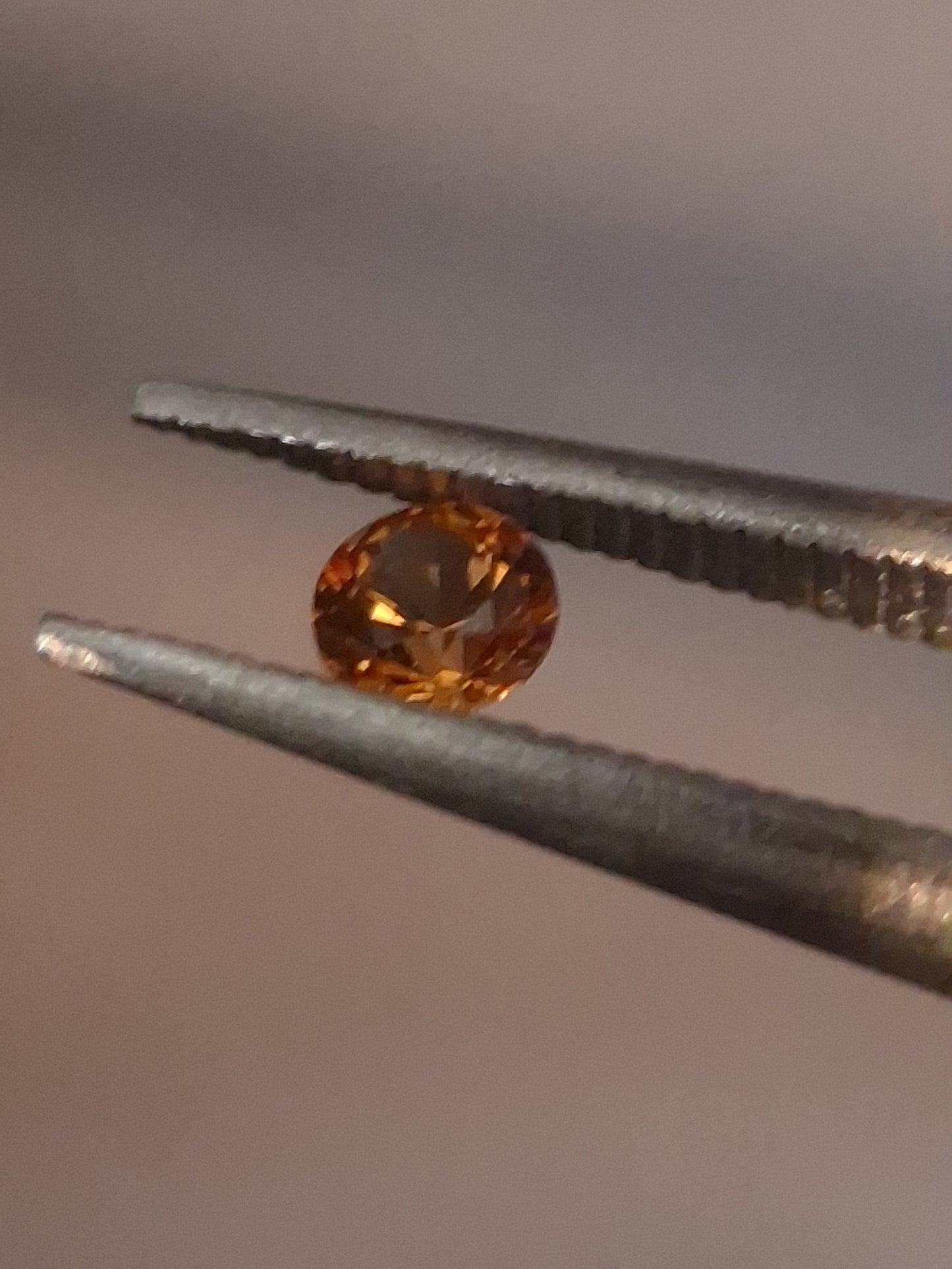 Natural Spessartite Garnet - 0.10 ct - for high end jewelry setting - deep orange color - nice fire