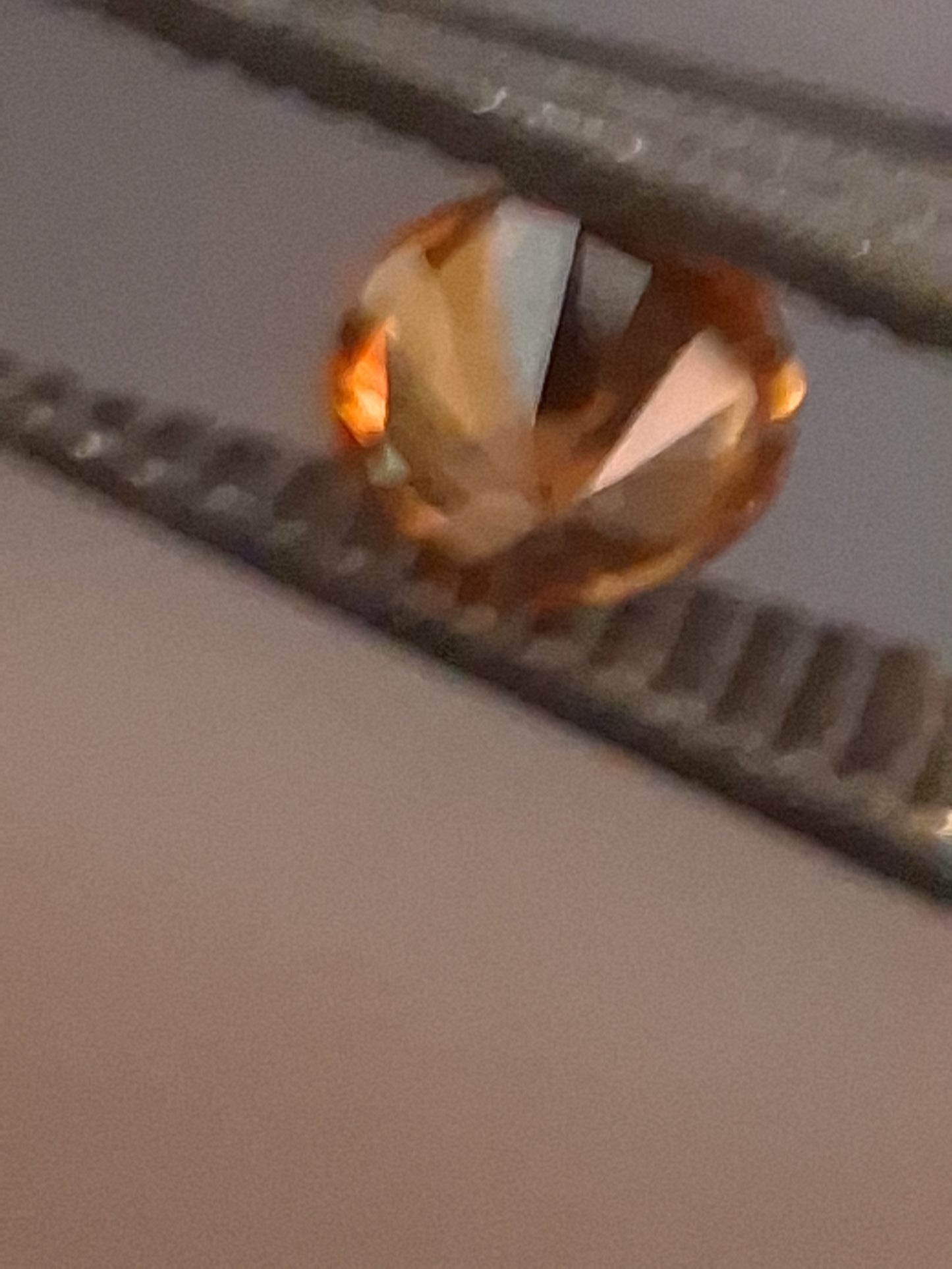 Natural Spessartite Garnet - 0.10 ct - for high end jewelry setting - deep orange color - nice fire