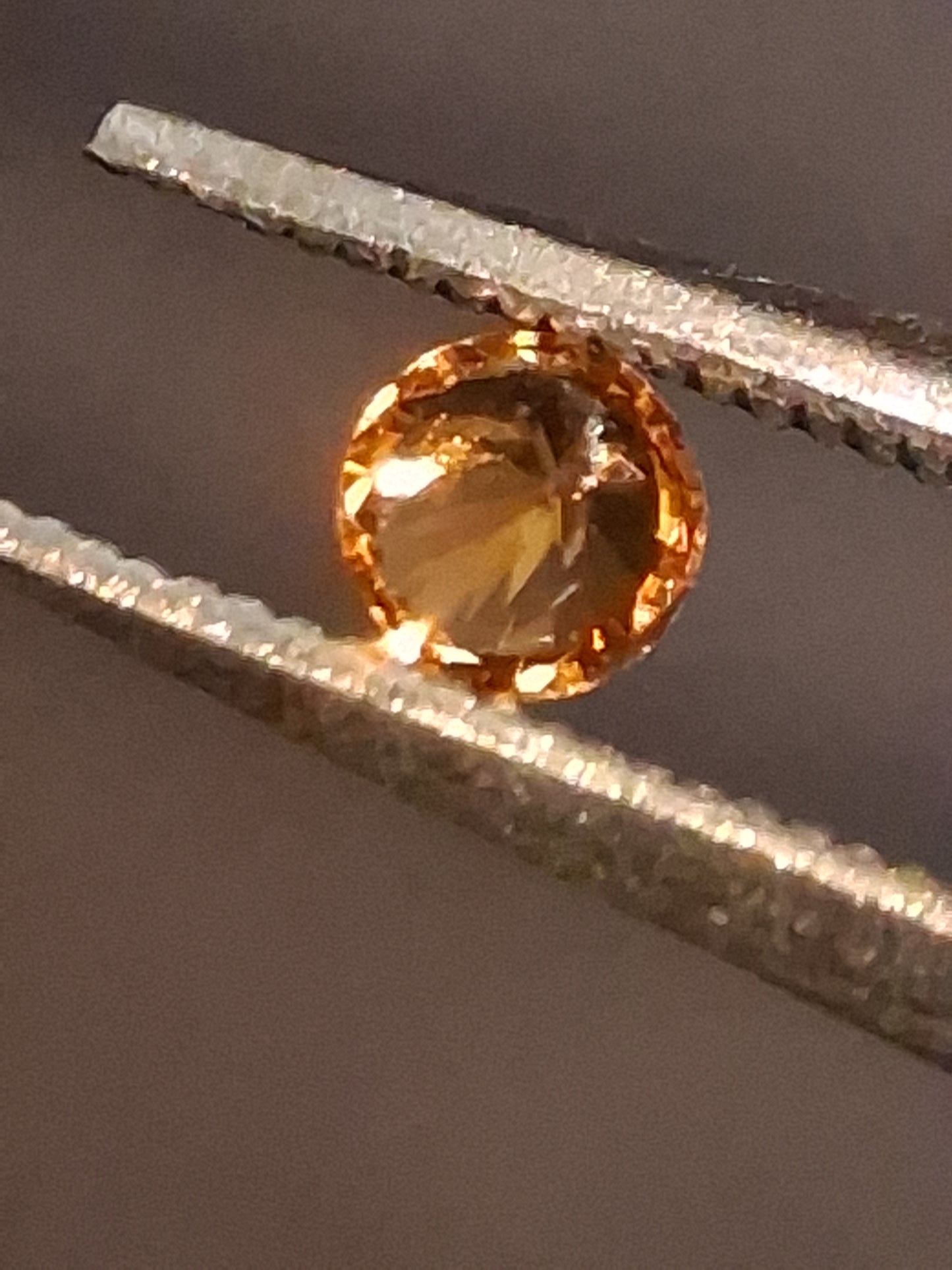 Natural Spessartite Garnet - 0.10 ct - for high end jewelry setting - deep orange color - nice fire