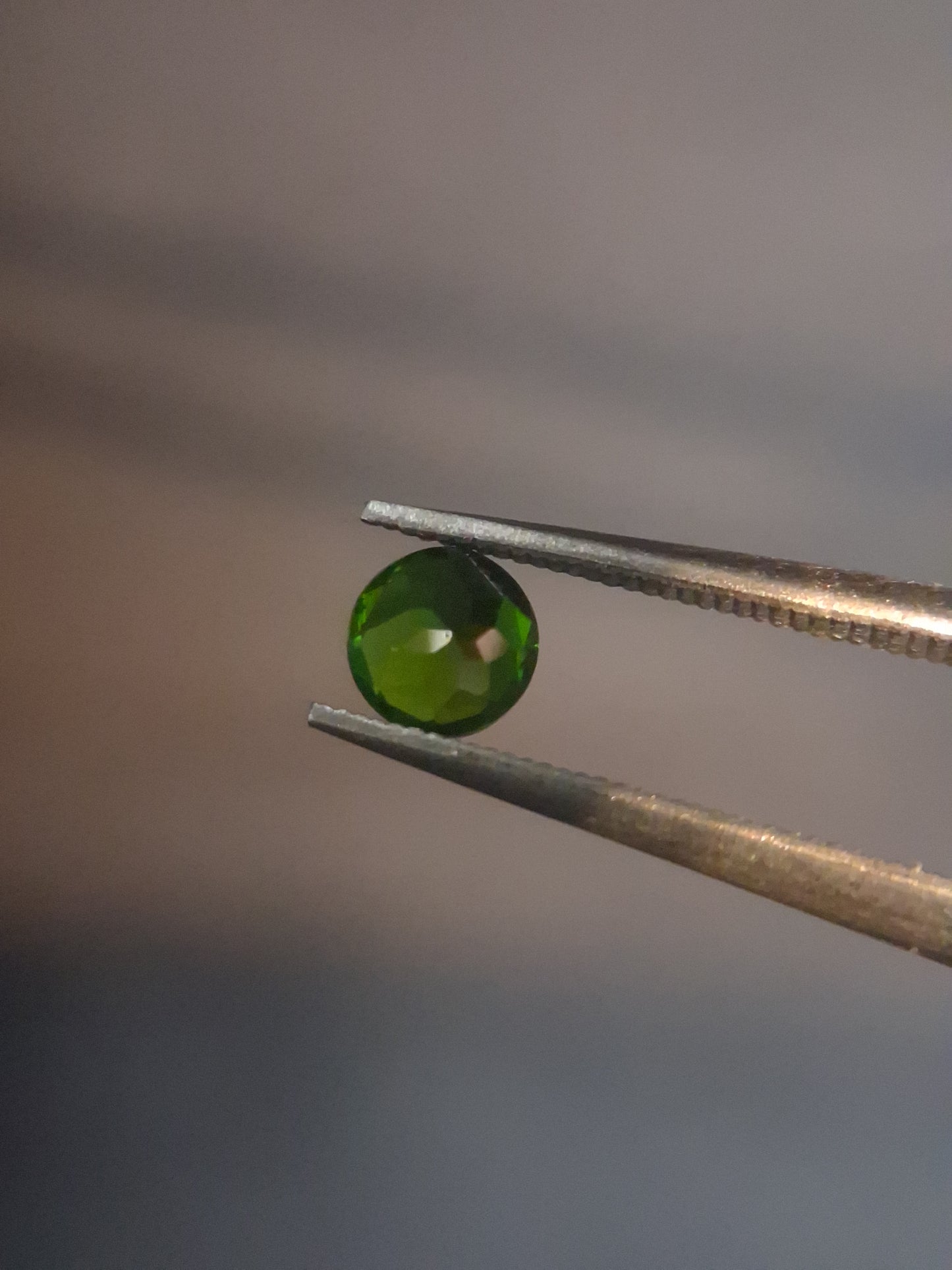 Natural Diopside - 0.310 ct - round - green - chromium diopside (siberian Emerald)