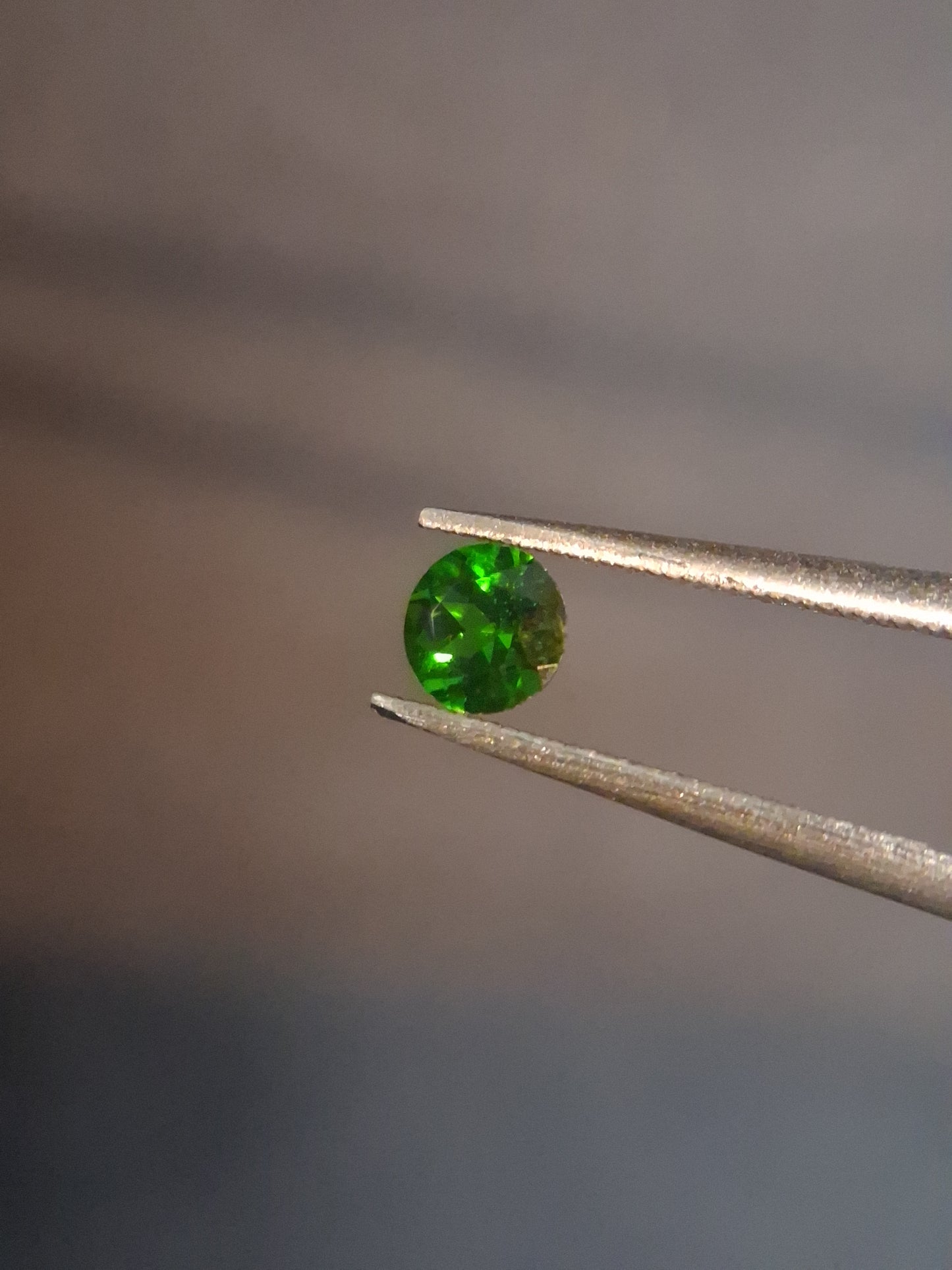 Natural Diopside - 0.264 ct - round - green - chromium diopside