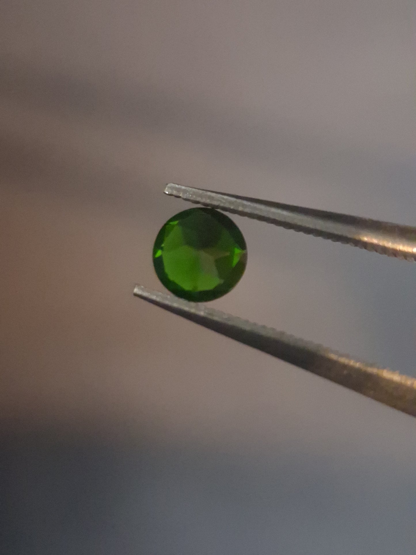 Natural Diopside - 0.264 ct - round - green - chromium diopside