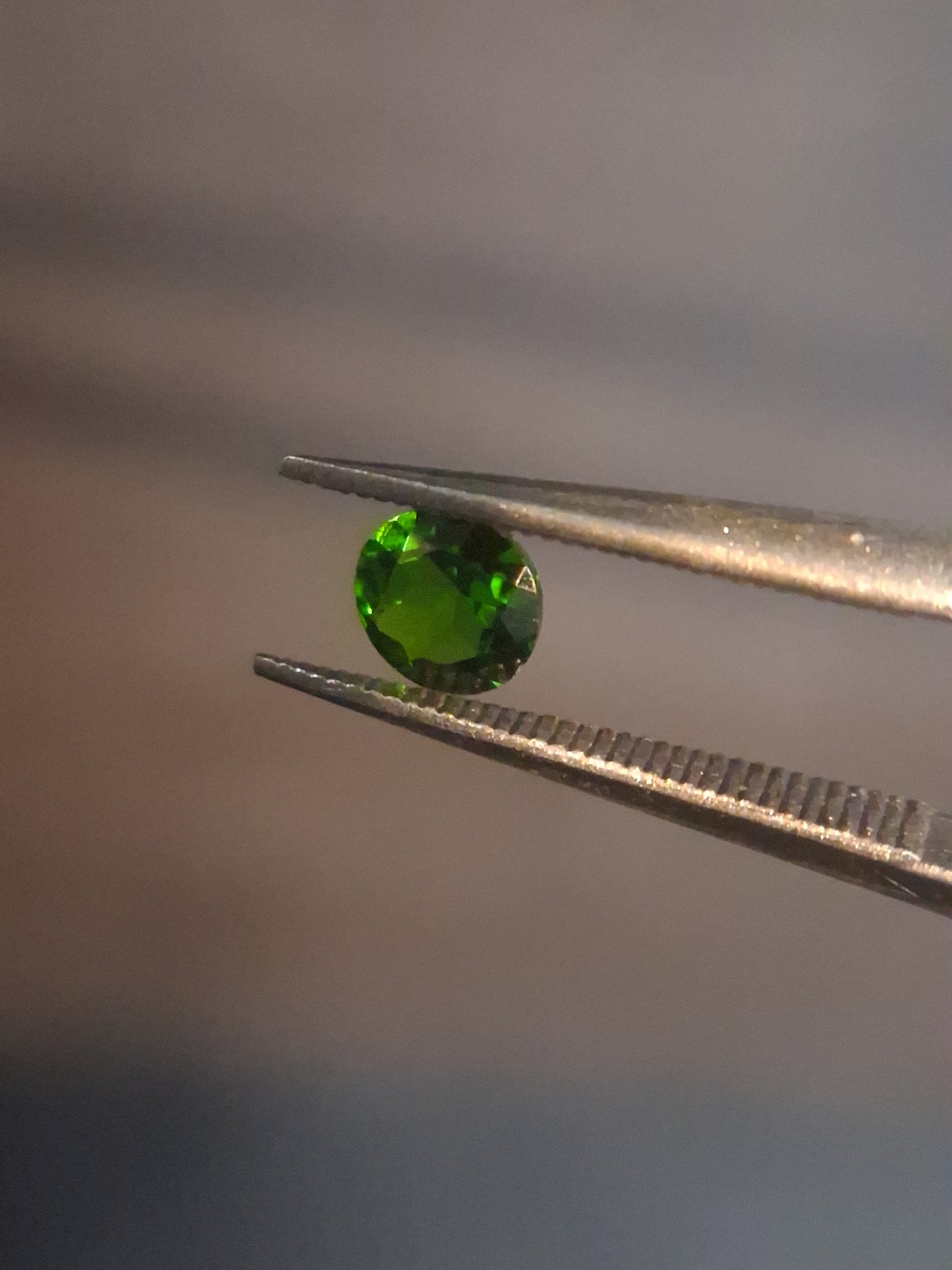 Natural Diopside - 0.274 ct - round - green - chromium diopside