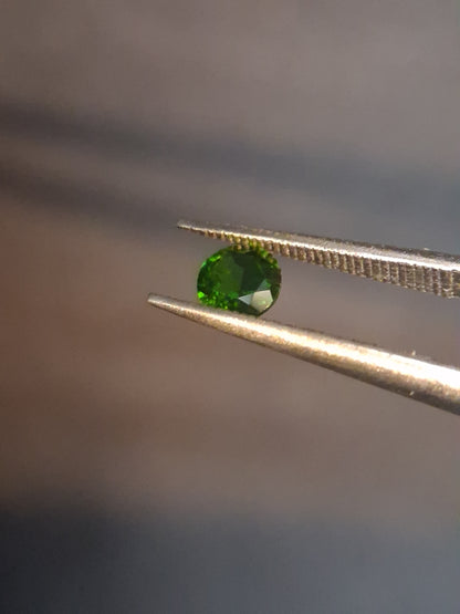 Natural Diopside - 0.274 ct - round - green - chromium diopside