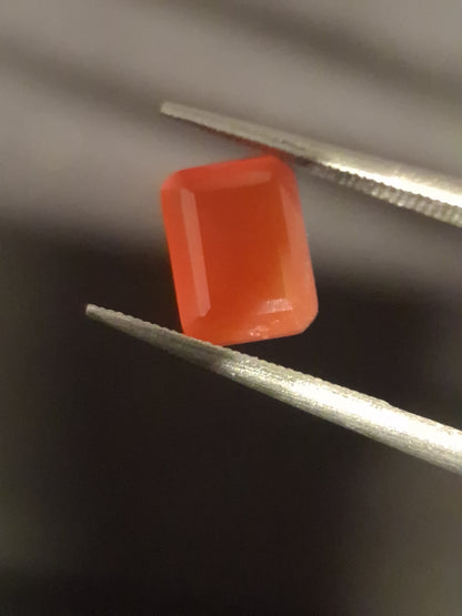 Natural Faceted Agate - Red Agate - 1.433 ct - octagon - Natural Gems Belgium