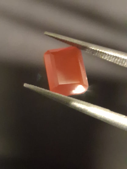 Natural Faceted Agate - Red Agate - 1.433 ct - octagon - Natural Gems Belgium