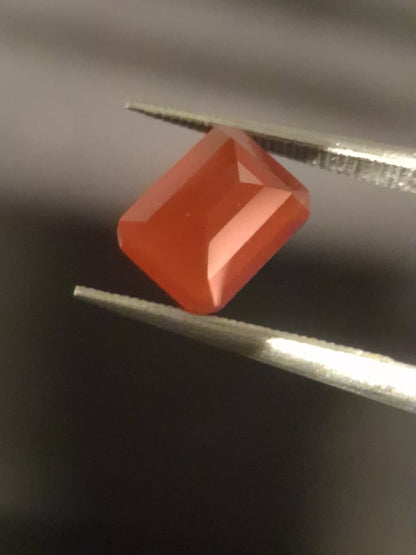 Natural Faceted Agate - Red Agate - 1.433 ct - octagon - Natural Gems Belgium