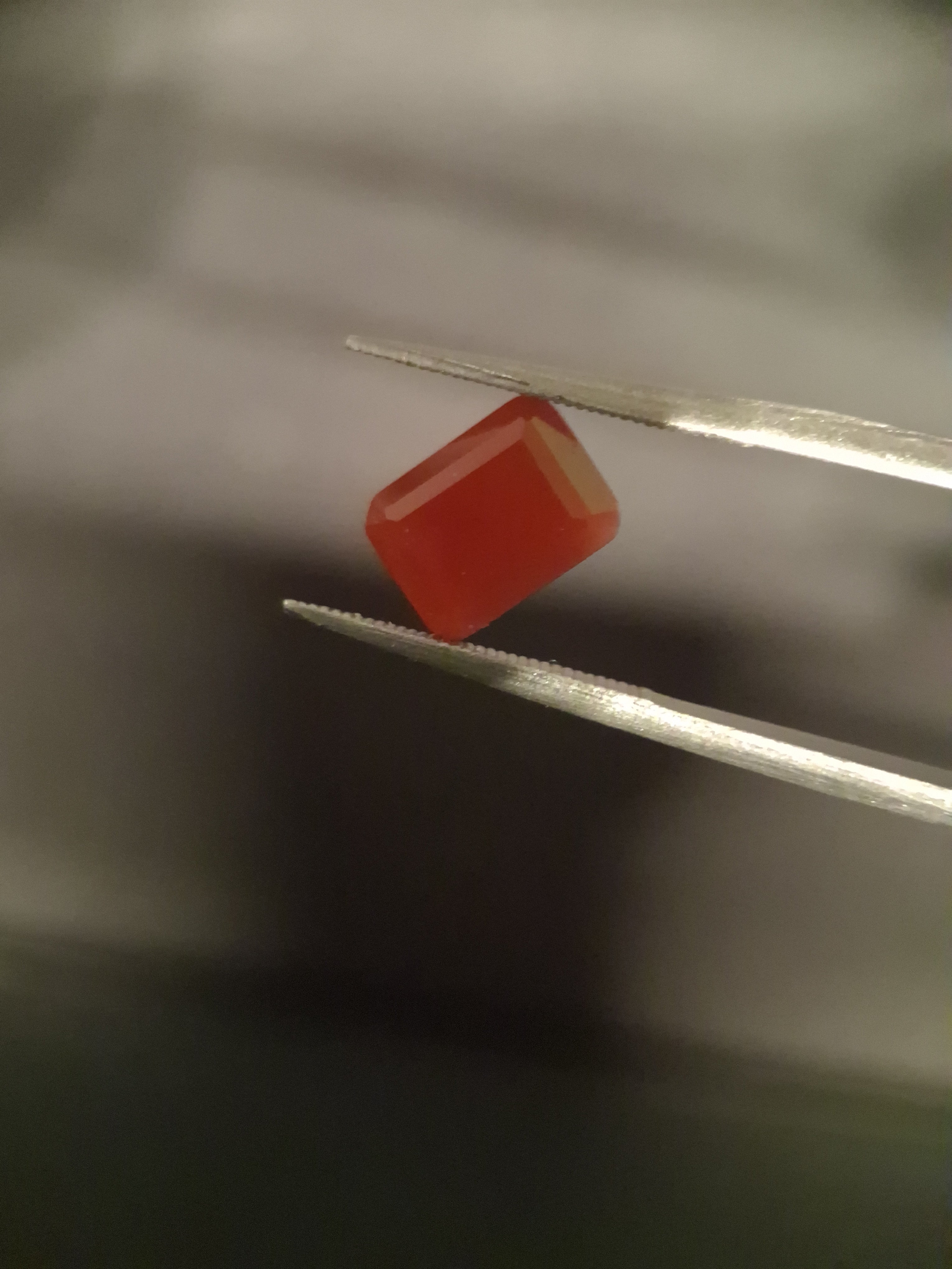 Natural Faceted Agate - Red Agate - 1.408 ct - octagon