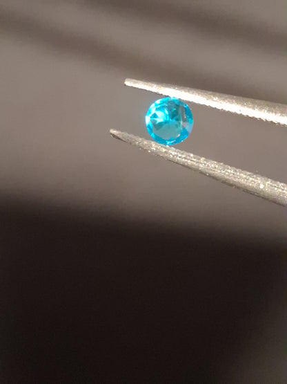 Natural Apatite - 0.109 ct - round - blue - brazil -magnificent