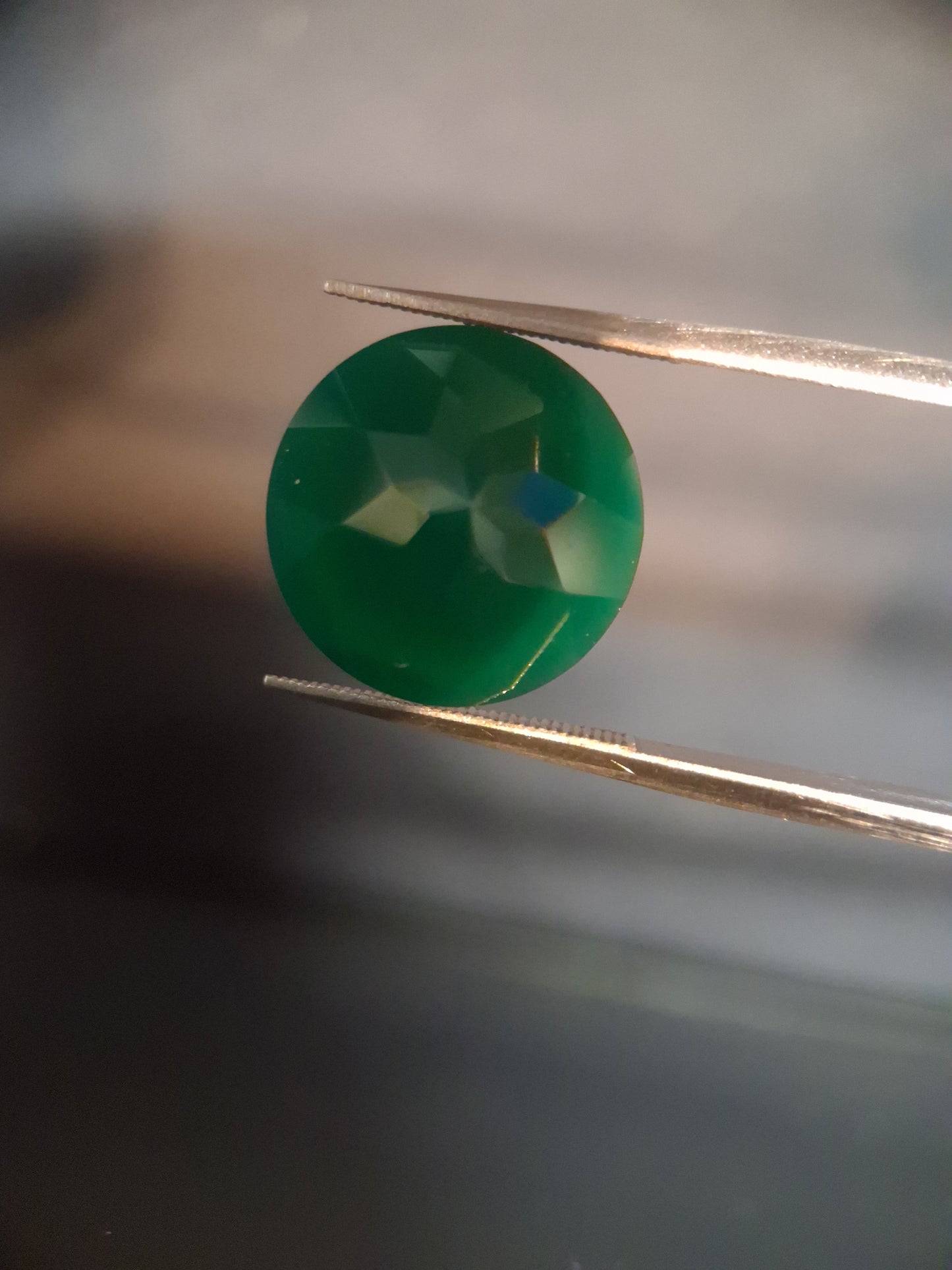 Natural Faceted Agate - Green Agate - 8.589 ct - round - Natural Gems Belgium