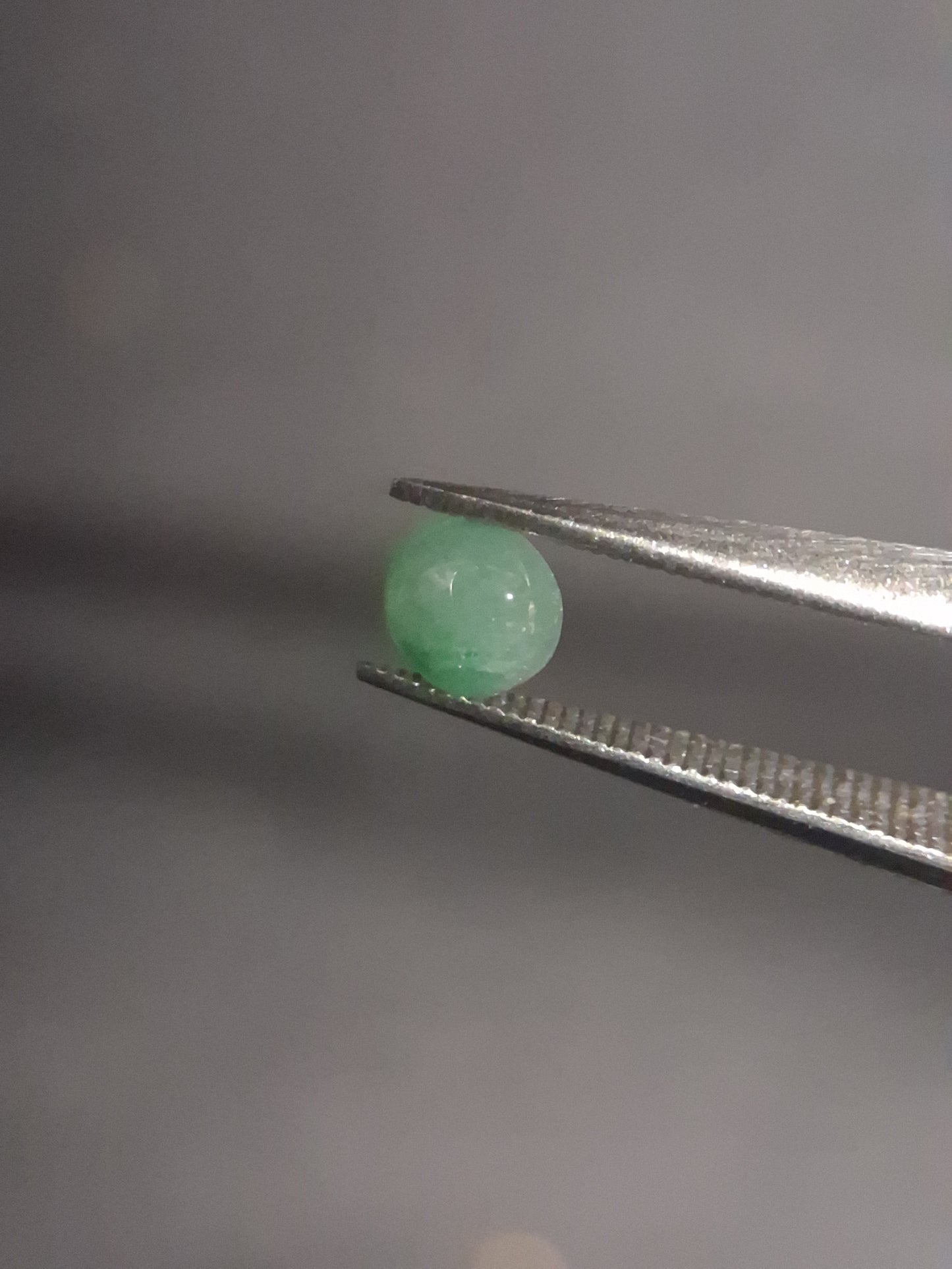 Natural Aventurine - cabochon - round - 4mm - 0.299 ct - green aventurine - Natural Gems Belgium