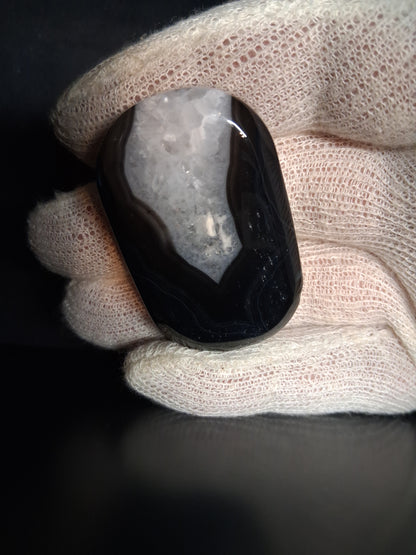 Natural Agate Palmstone - oval - 5.1x3.2x1.3 cm - Black Agate - Natural Gems Belgium