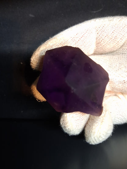 Rough amethyst - Amethyst Crystal Point - Raw Point with Root - 6.6  x 4.7 cm - Natural Gems Belgium