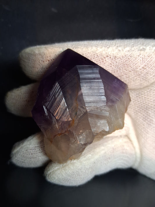 Rough amethyst - Amethyst Crystal Point - Raw Point with Root - 5.7  x 4.8 cm - Natural Gems Belgium