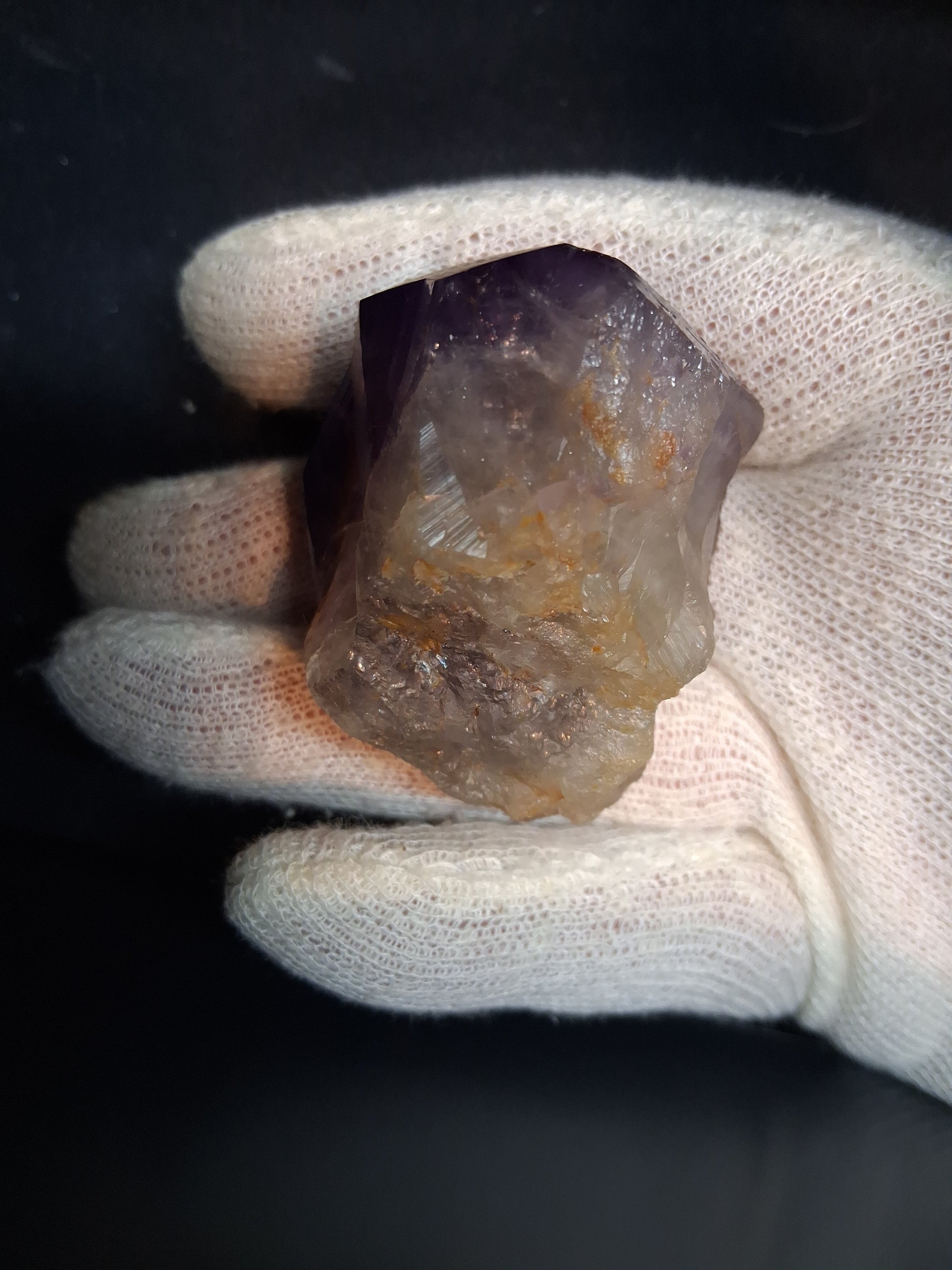 Rough amethyst - Amethyst Crystal Point - Raw Point with Root - 5.7  x 4.8 cm - Natural Gems Belgium