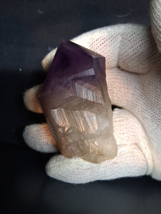 Rough amethyst - Amethyst Crystal Point - Raw Point with Root - 7.2  x 4.3 cm - Natural Gems Belgium