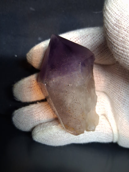 Rough amethyst - Amethyst Crystal Point - Raw Point with Root - 7.2  x 4.3 cm - Natural Gems Belgium
