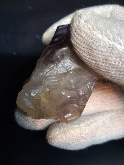 Rough amethyst - Amethyst Crystal Point - Raw Point with Root - 7.2  x 4.3 cm - Natural Gems Belgium