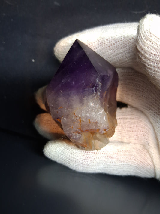 Rough amethyst - Amethyst Crystal Point - Raw Point with Root - 6.4  x 4.5 cm - Natural Gems Belgium