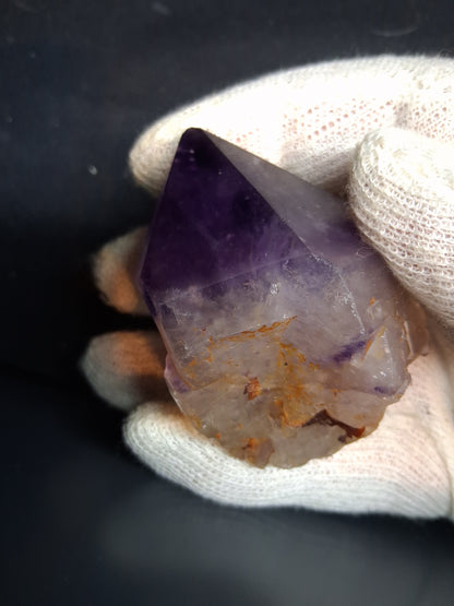 Rough amethyst - Amethyst Crystal Point - Raw Point with Root - 6.4  x 4.5 cm - Natural Gems Belgium