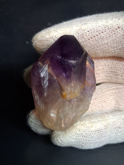 Rough amethyst - Amethyst Crystal Point - Raw Point with Root - 5.3  x 3.7 cm - Natural Gems Belgium