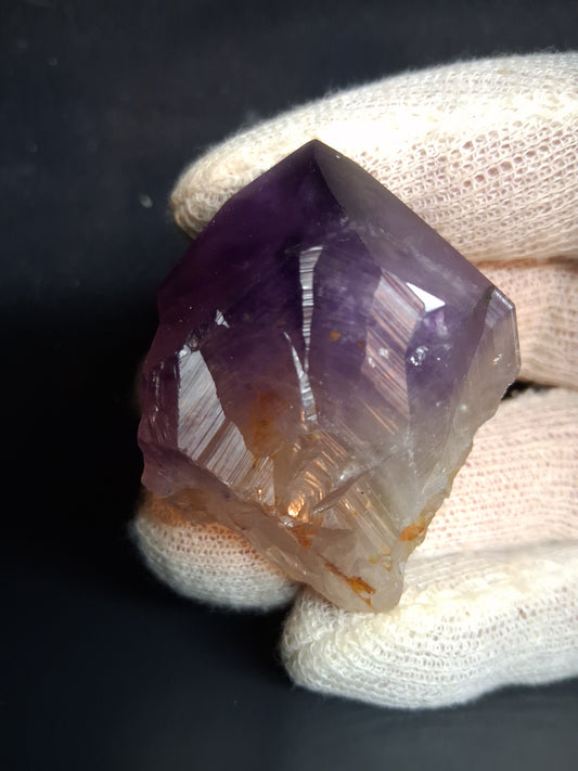 Rough amethyst - Amethyst Crystal Point - Raw Point with Root - 5.5  x 4.1 cm - Natural Gems Belgium