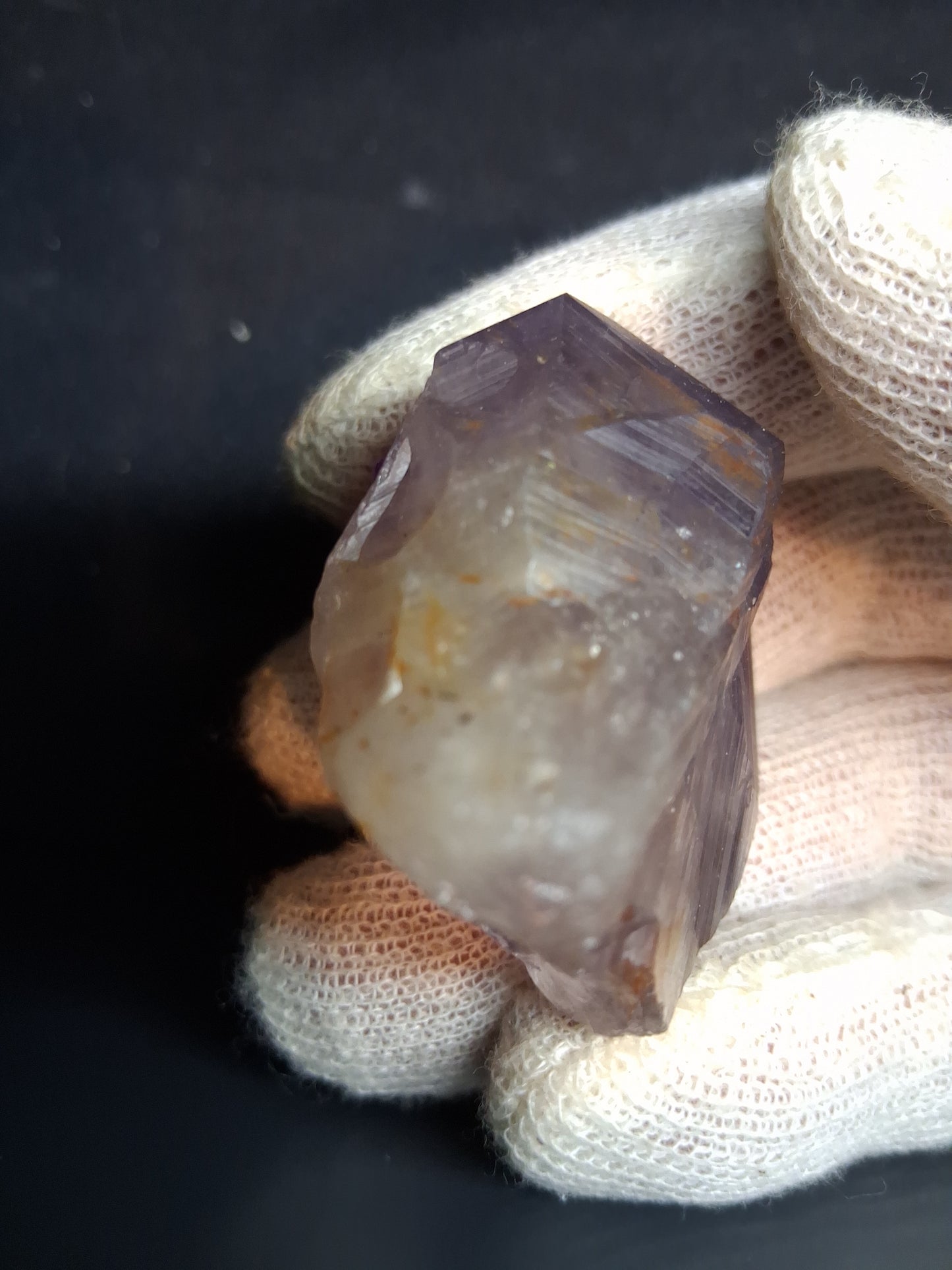 Rough amethyst - Amethyst Crystal Point - Raw Point with Root - 5.5  x 4.1 cm - Natural Gems Belgium