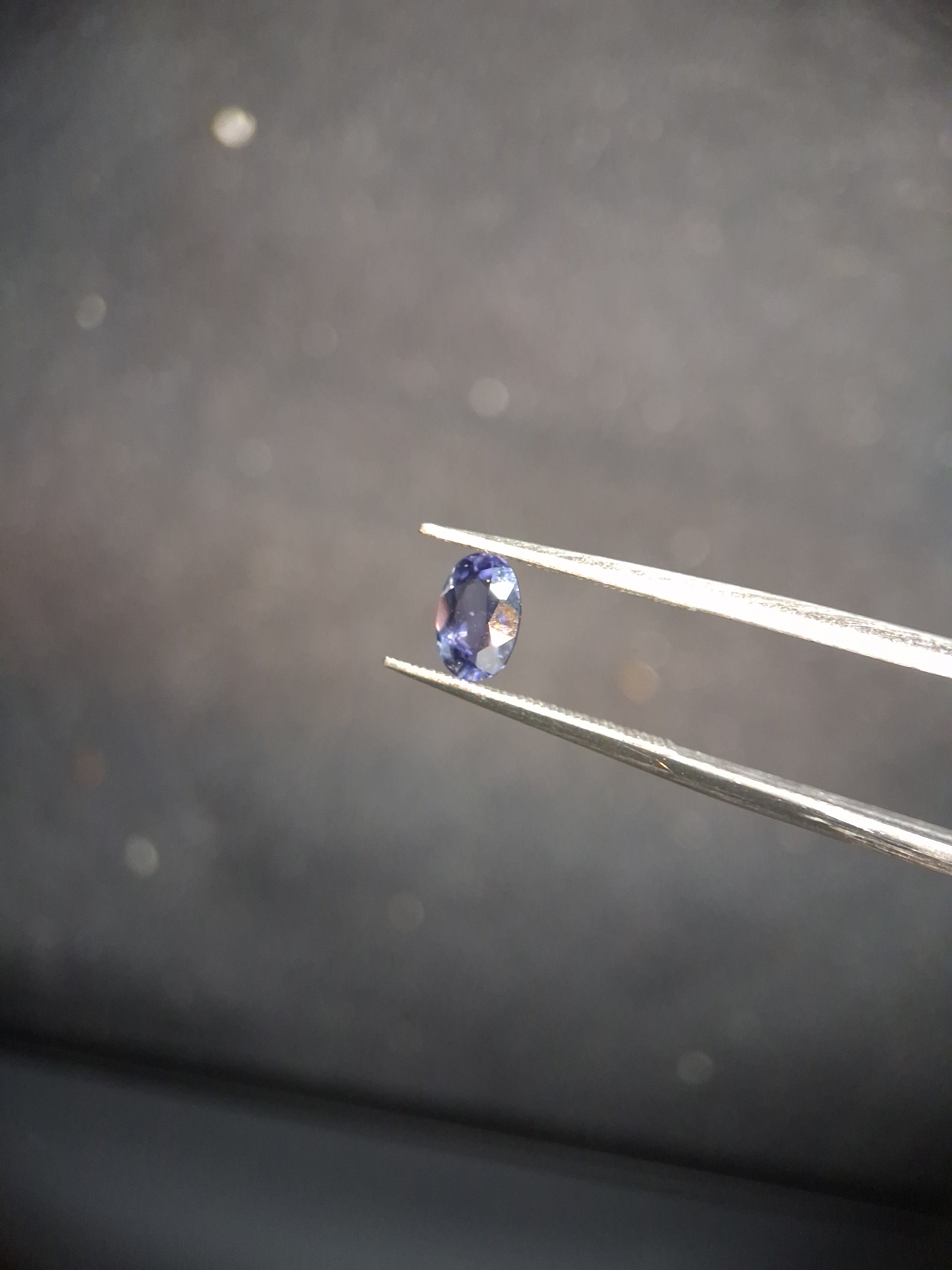 Natural Iolite - 0.433 ct - oval - unheated - bluish violet- high quality cordierite (Copy) - Natural Gems Belgium