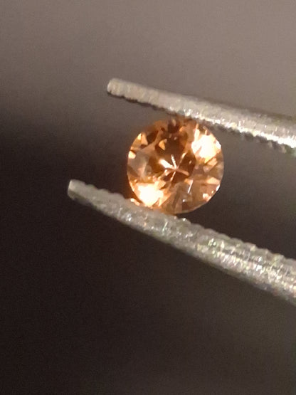 Natural Garnet - 0.10 ct - spessartine - round - for high end jewelry setting - orange - Natural Gems Belgium