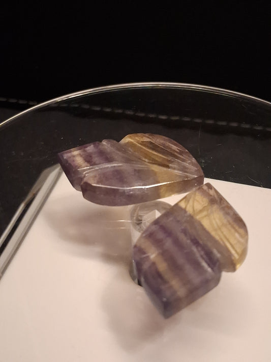Natural Fluorite - rainbow - pair of leaves / wings - 51 ct - handcarved - Natural Gems Belgium