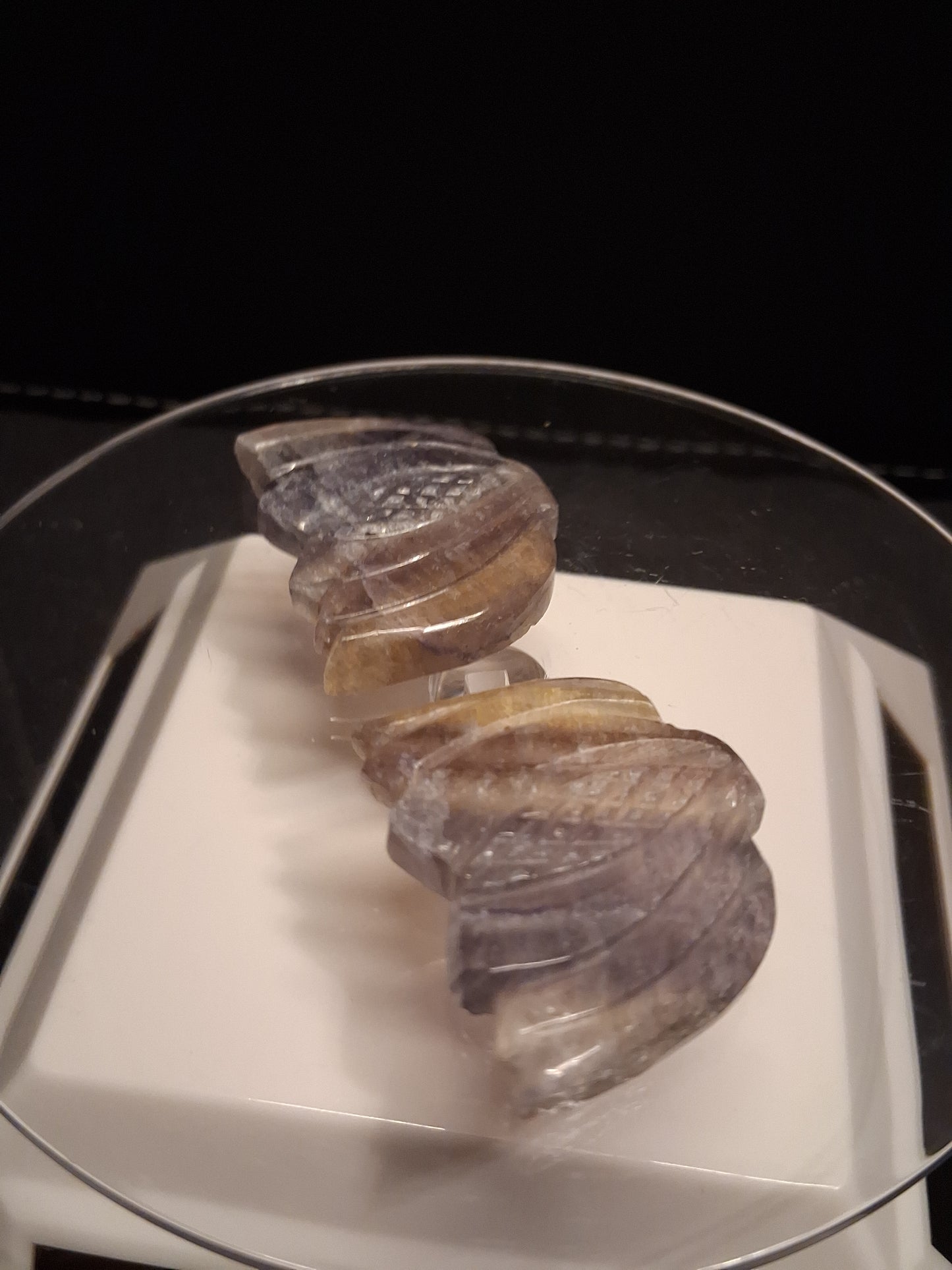 Natural Fluorite - rainbow - flower - 88 ct - handcarved - Natural Gems Belgium