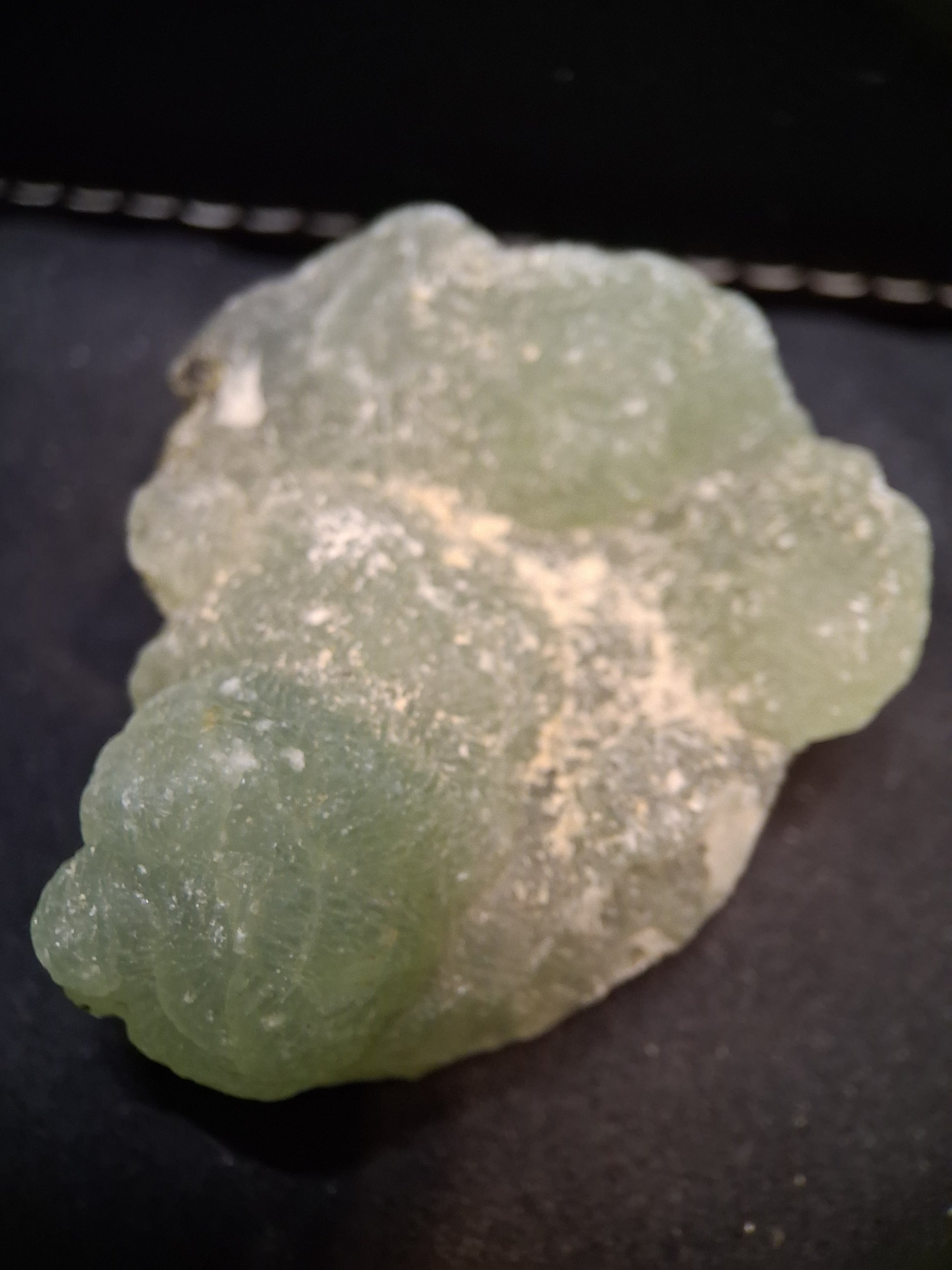 Natural Prehnite - Rough - collectible or decorative - 4.9x4.1 cm - AKA Karoo Stone - Natural Gems Belgium