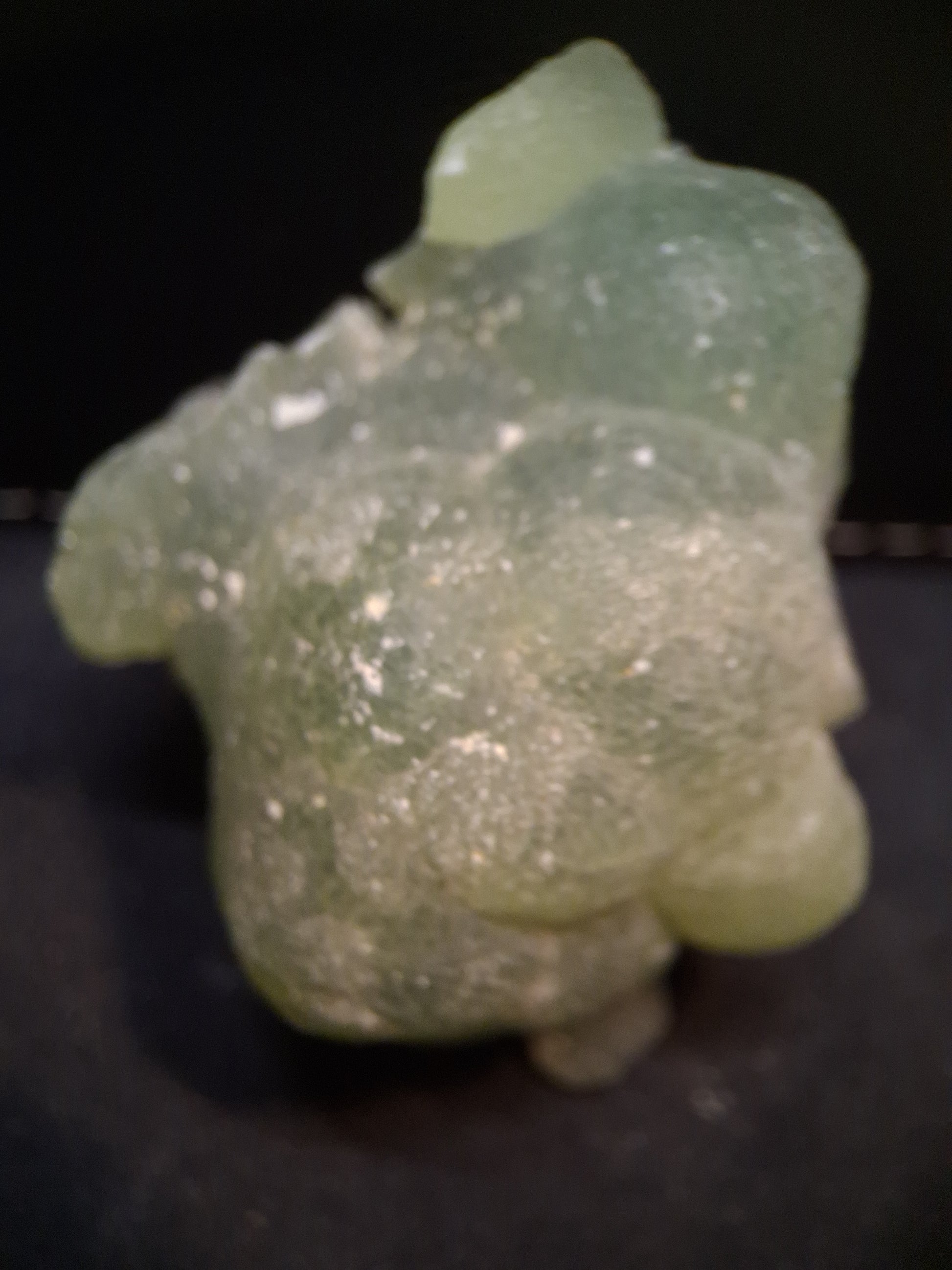 Natural Prehnite - Rough - lapidary, collectible or decorative - 5.6x4.9 cm - AKA Karoo Stone - Natural Gems Belgium