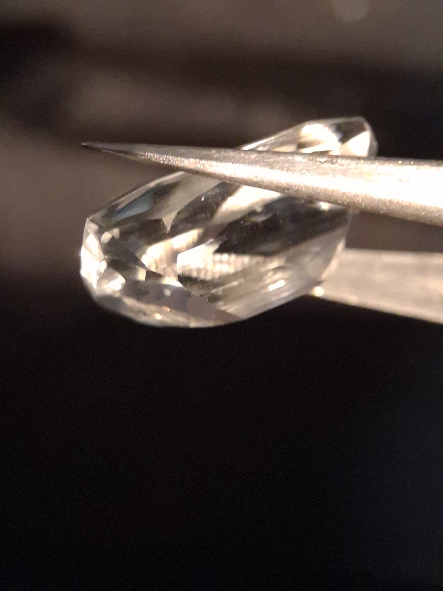 Natural quartz - 10.803 ct - cushion - custom cut - clear quartz - Natural Gems Belgium