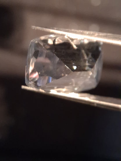 Natural quartz - 10.803 ct - cushion - custom cut - clear quartz - Natural Gems Belgium