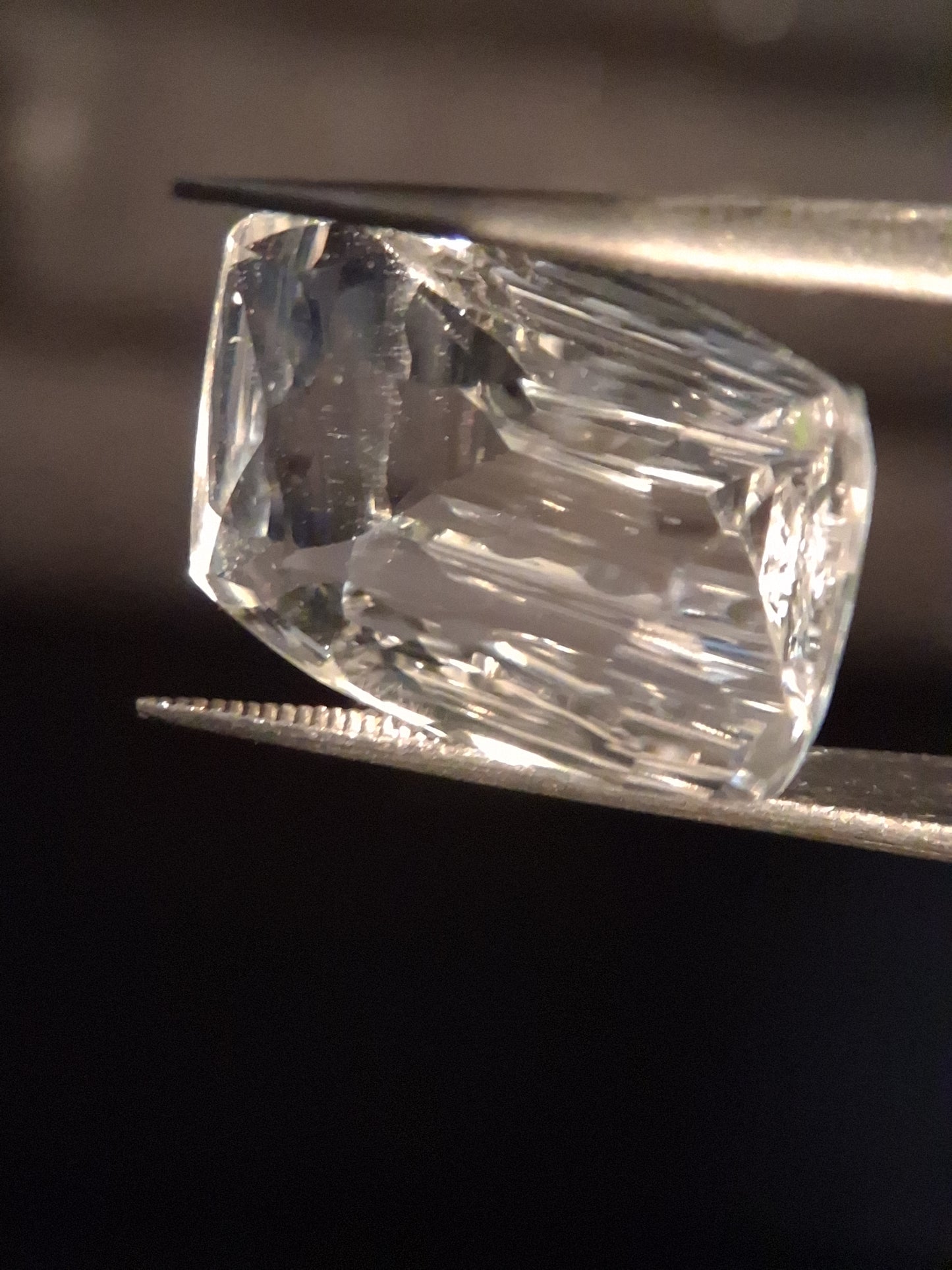 Natural quartz - 10.803 ct - cushion - custom cut - clear quartz - Natural Gems Belgium