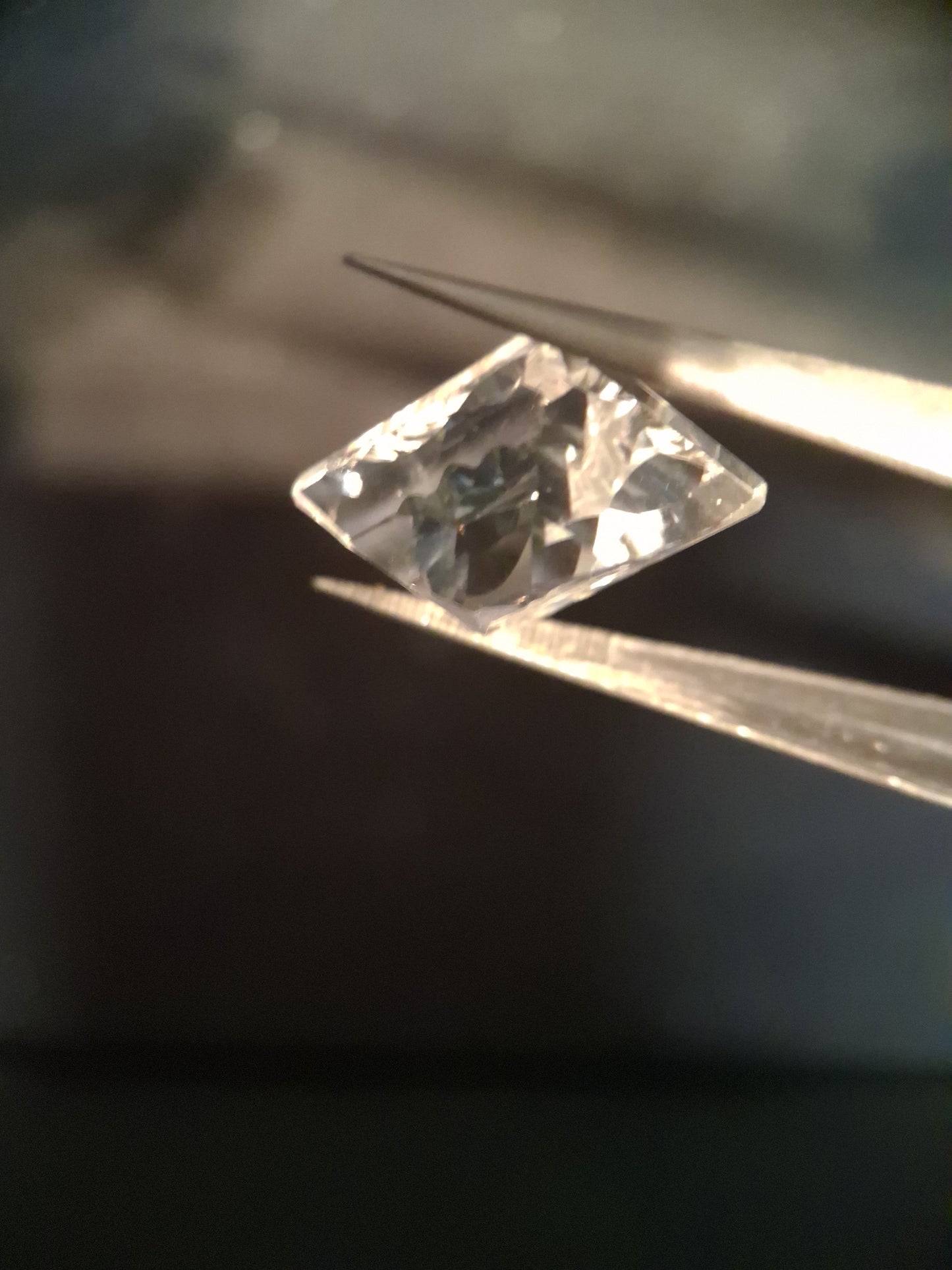 Natural Pure quartz - 9.994 ct - custom cut - clear quartz - Natural Gems Belgium