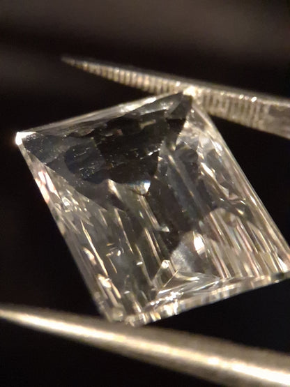 Natural Pure quartz - 9.994 ct - custom cut - clear quartz - Natural Gems Belgium