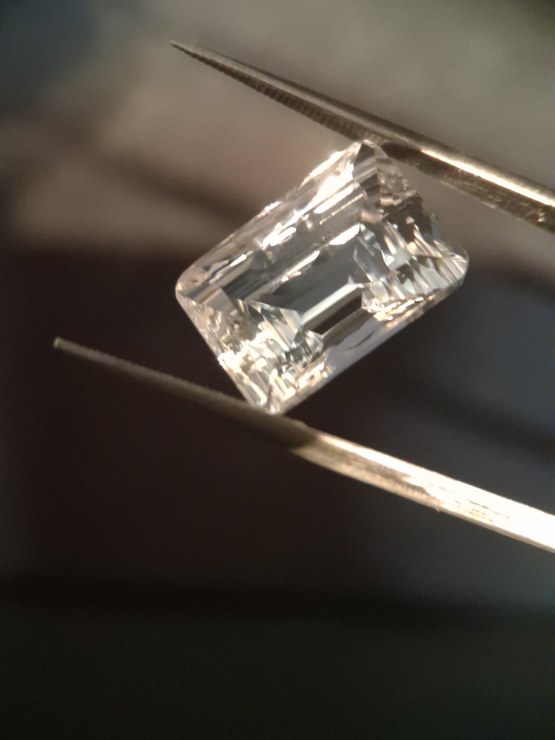 Natural Pure quartz - 8.414 ct - custom cut - clear quartz - Natural Gems Belgium