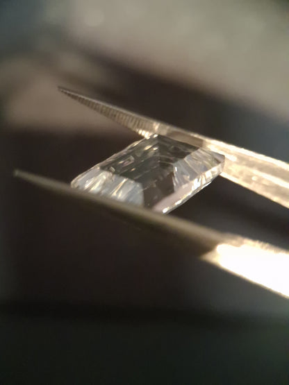 Natural Pure quartz - 8.414 ct - custom cut - clear quartz - Natural Gems Belgium