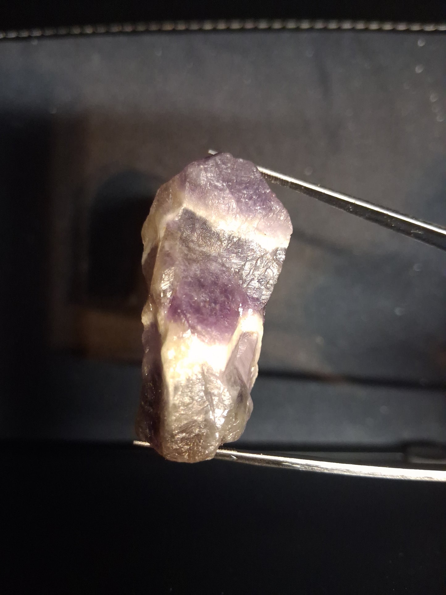 Natural amethyst - Rough Dream Amethyst - 120 ct - 4.3 x 2.3 cm - chevron amethyst - Natural Gems Belgium