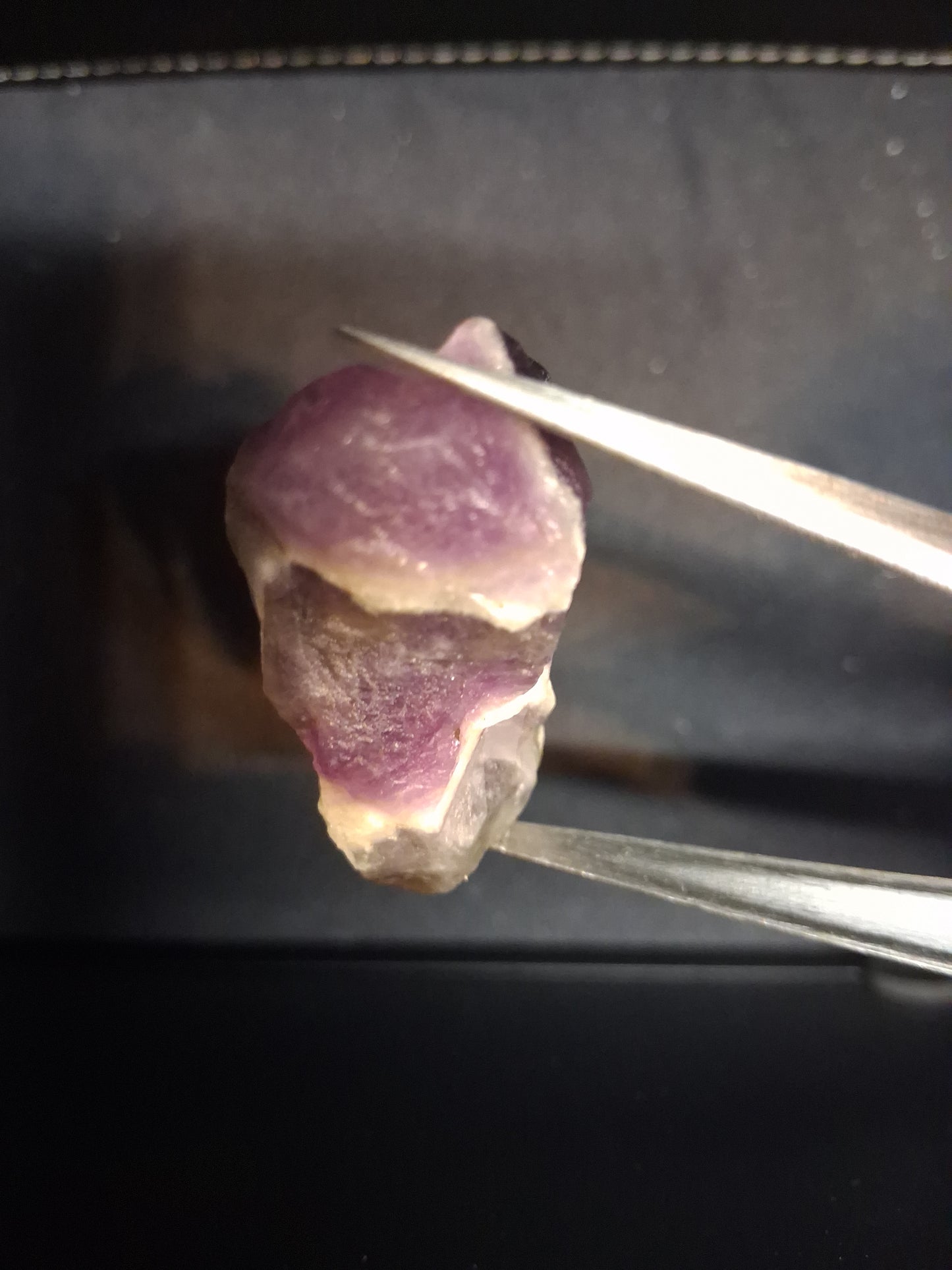 Natural amethyst - Rough Dream Amethyst - 120 ct - 4.3 x 2.3 cm - chevron amethyst - Natural Gems Belgium