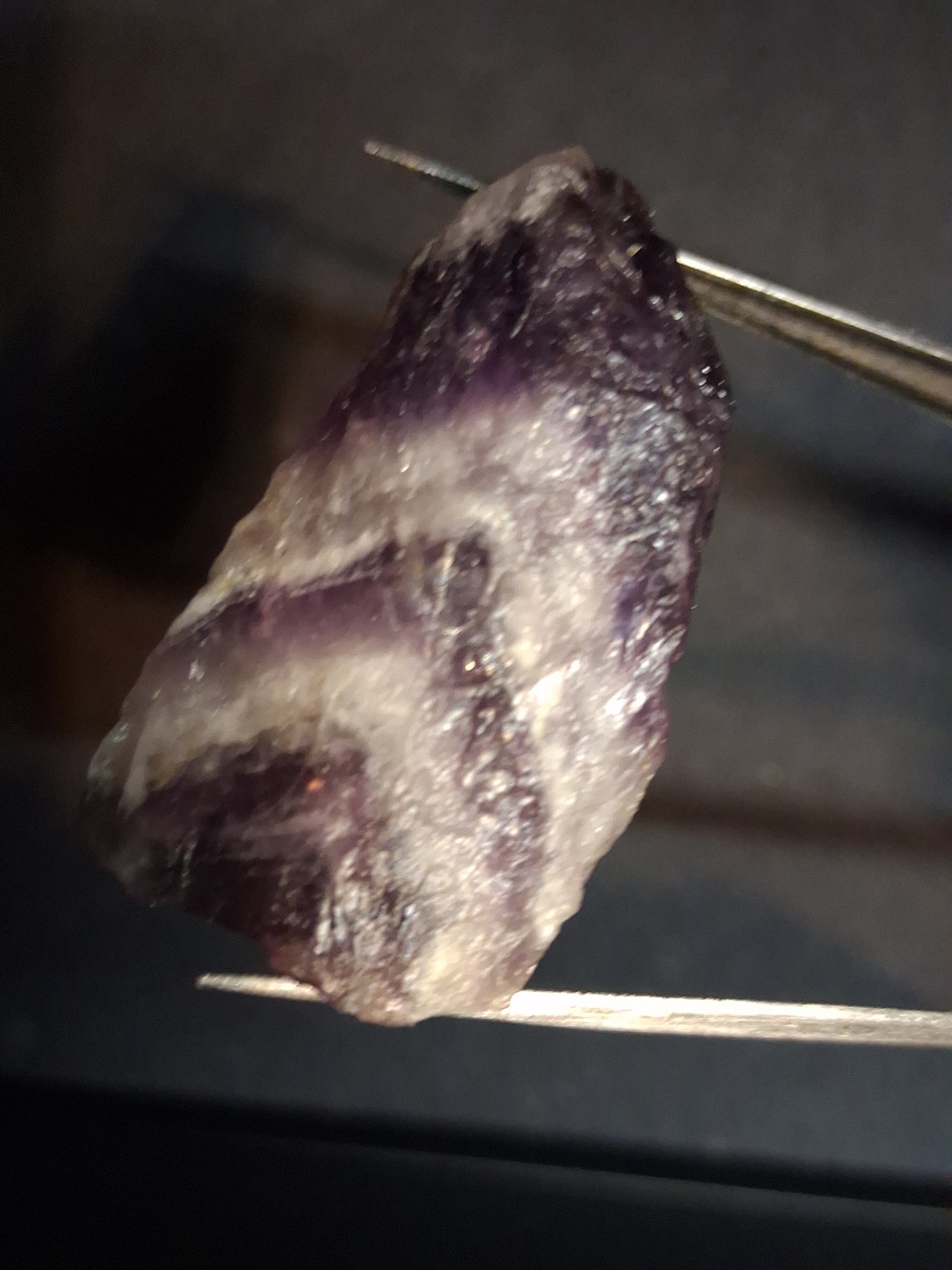 Natural amethyst - Rough Dream Amethyst - 104 ct - chevron amethyst - magnificent pattern - Natural Gems Belgium