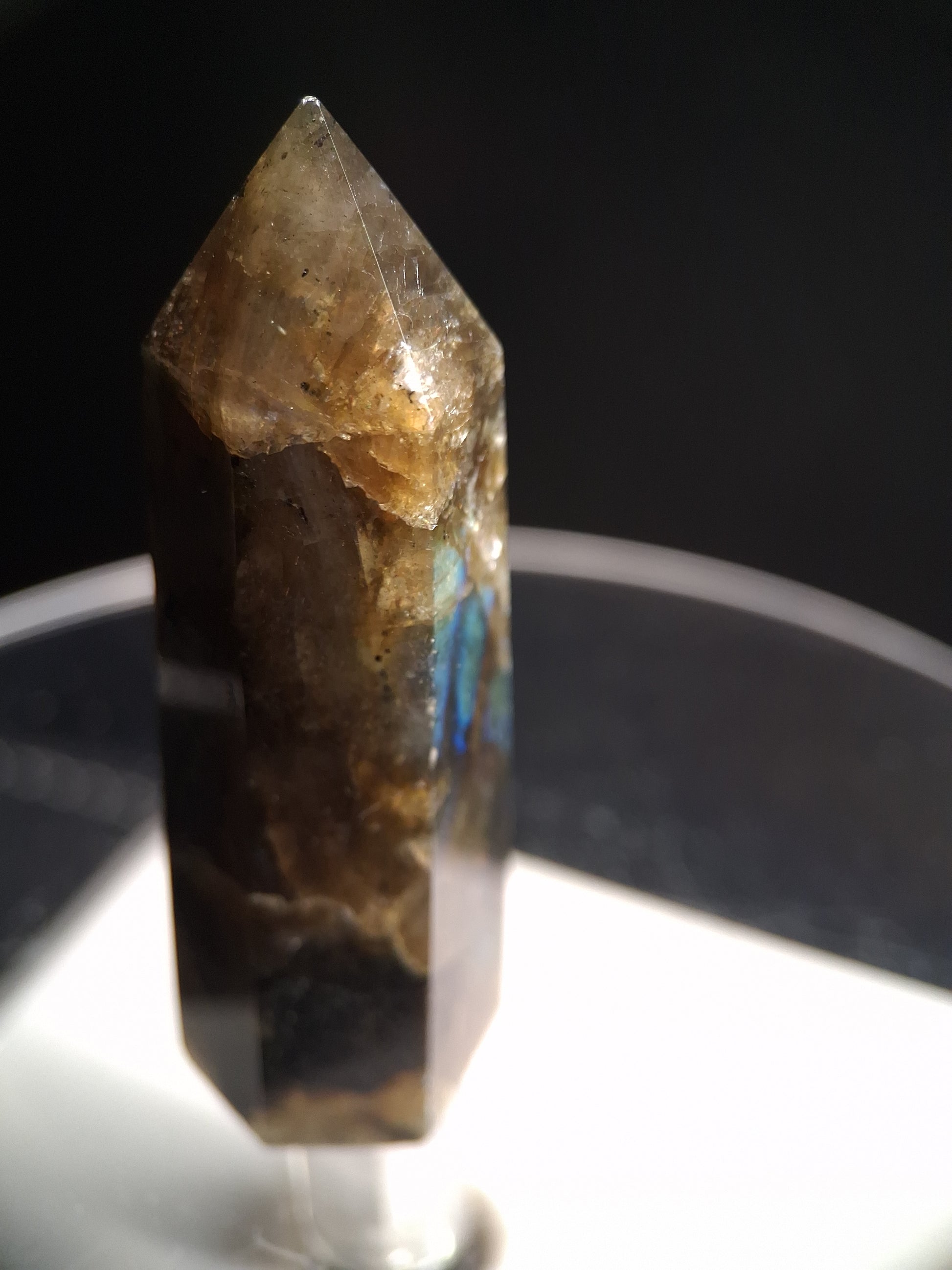 Labradorite tower - natural labradorite - 4.7 cm - hexagon tower - Natural Gems Belgium