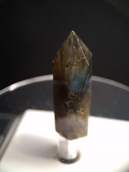 Labradorite tower - natural labradorite - 4.5 cm - hexagon tower - Natural Gems Belgium