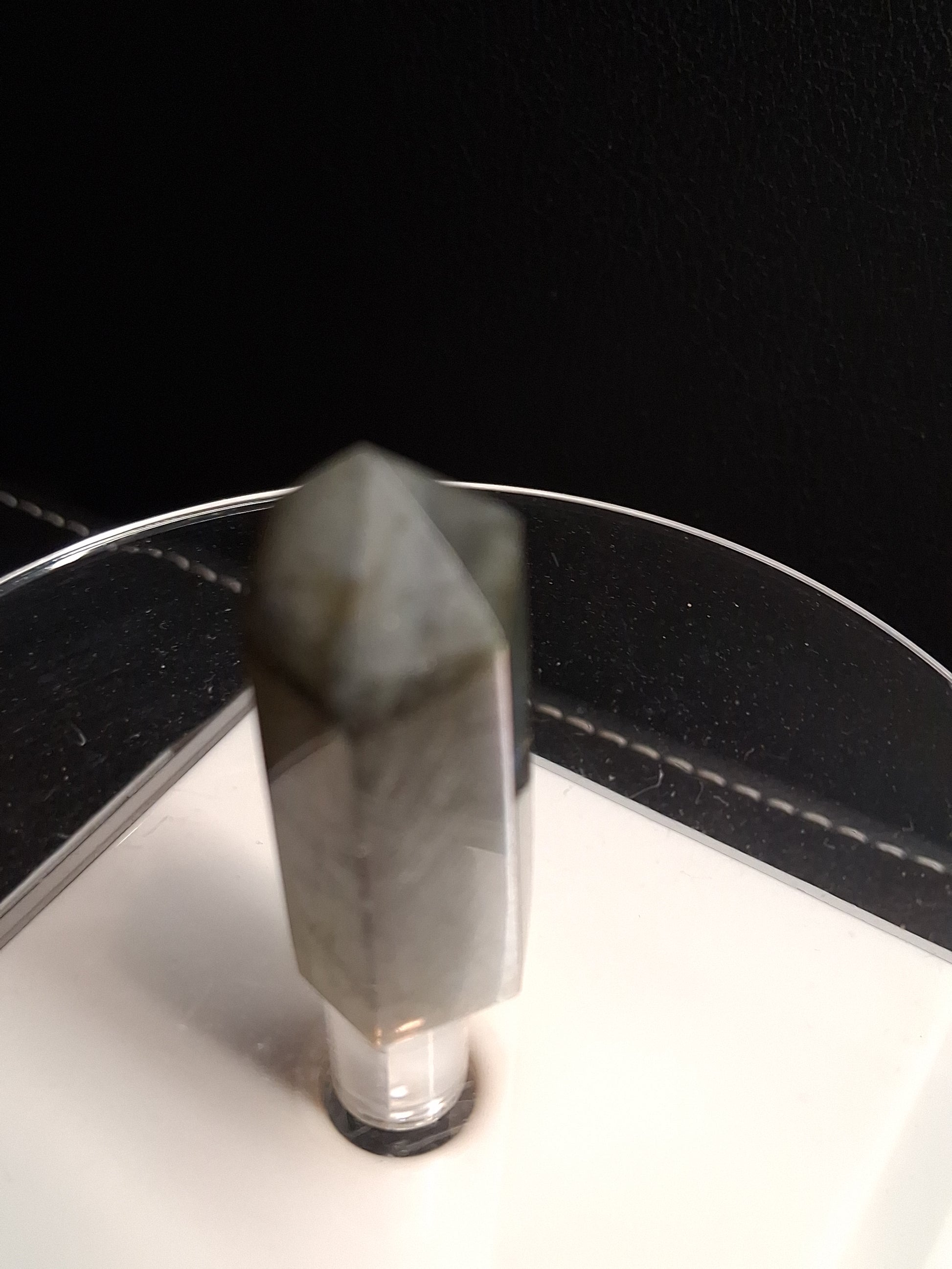 Labradorite tower - natural labradorite - 3.8 cm - hexagon tower - Natural Gems Belgium