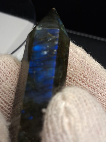 Labradorite tower - natural labradorite - 4.75 cm - hexagon tower - Natural Gems Belgium